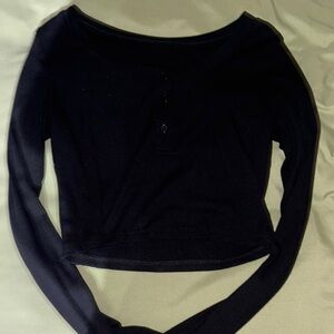 Black Long Sleeve Crop Top